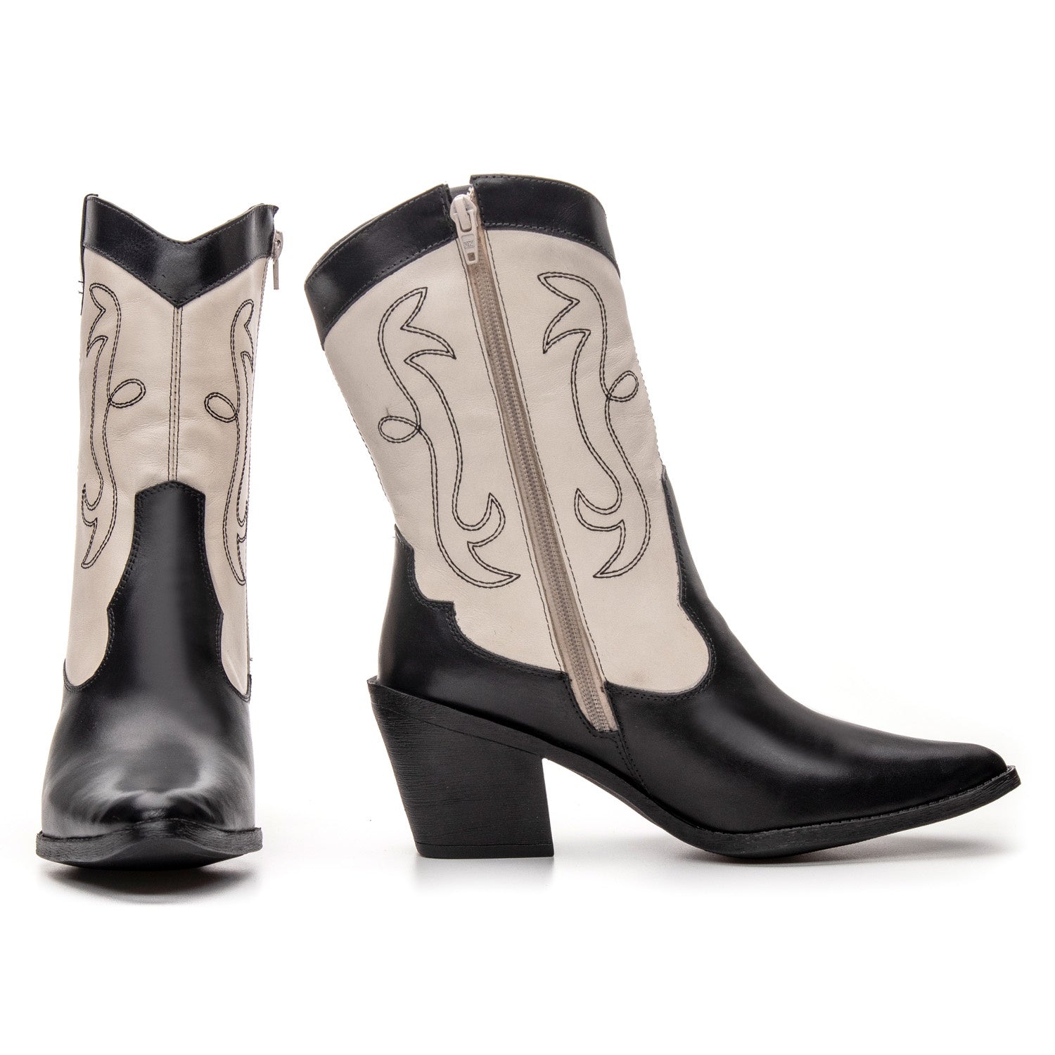 Bota Texana Feminina Bárbara Barros Couro Legítimo Preto e Off White Cano Médio